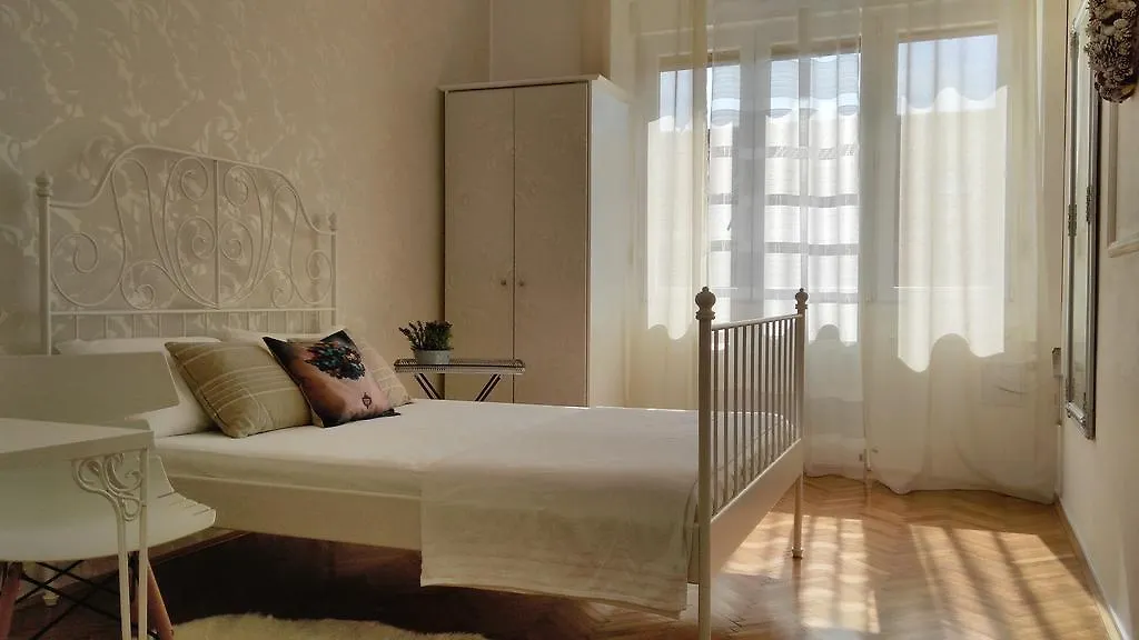 Celtis Apartment Split